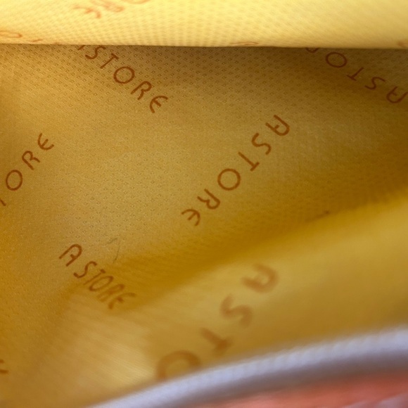 Astore smaller leather colourful bag excellent used condition - Picture 9 of 14